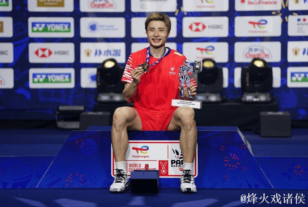 石宇奇逆转夺世锦赛首冠 国羽男单十年后再登顶